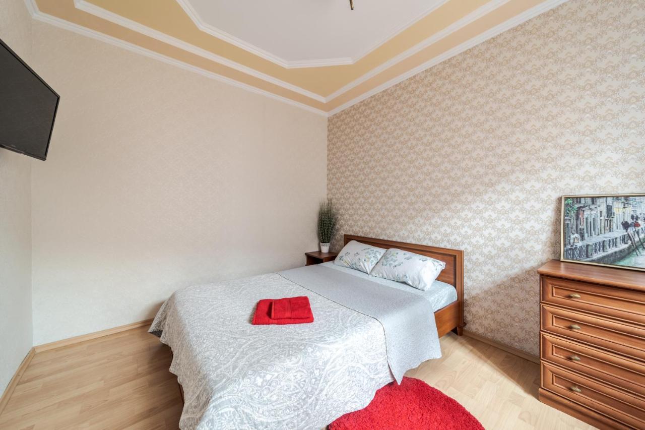 Style Apartments In Old Лвив Екстериор снимка