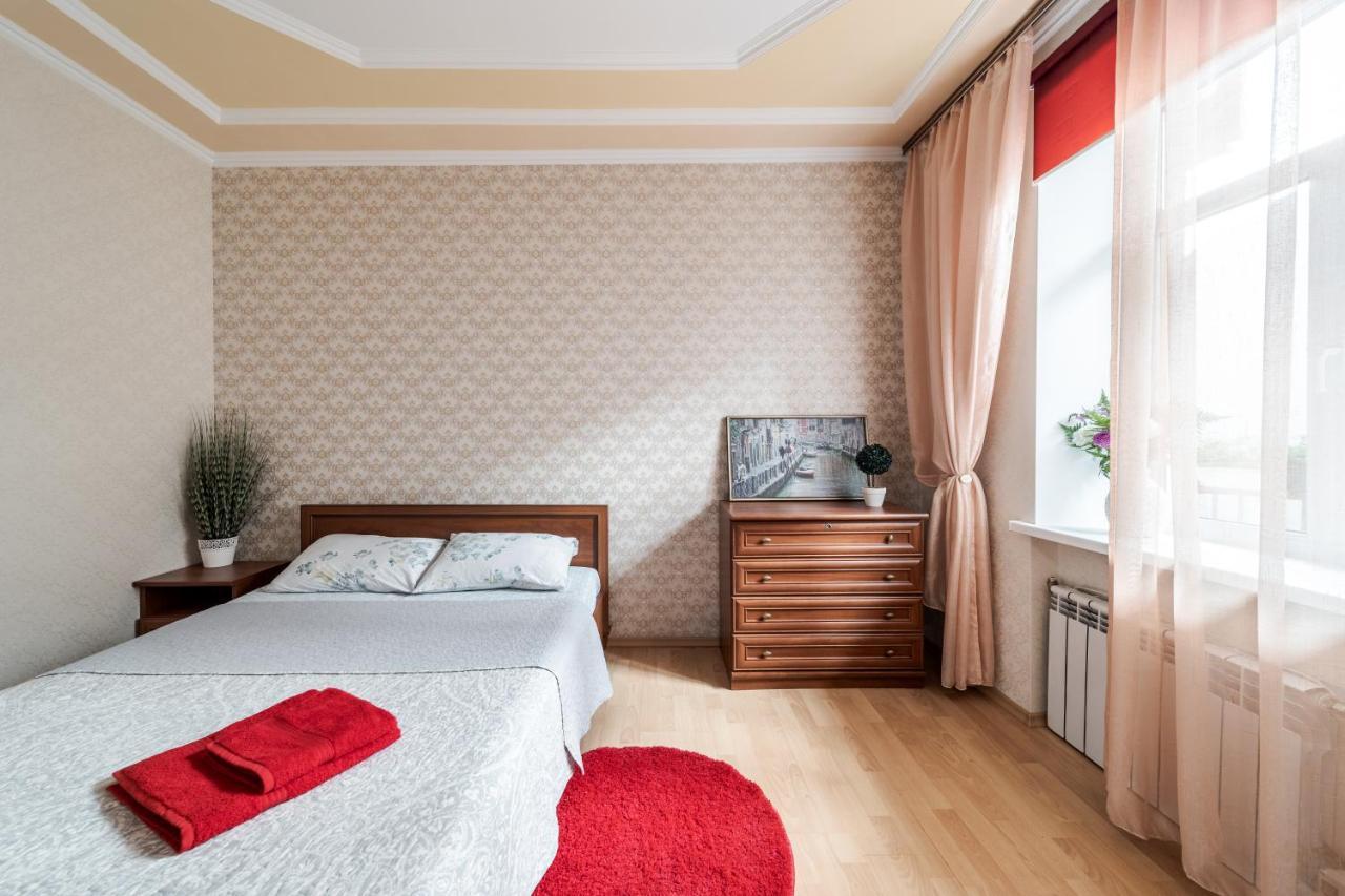 Style Apartments In Old Лвив Екстериор снимка