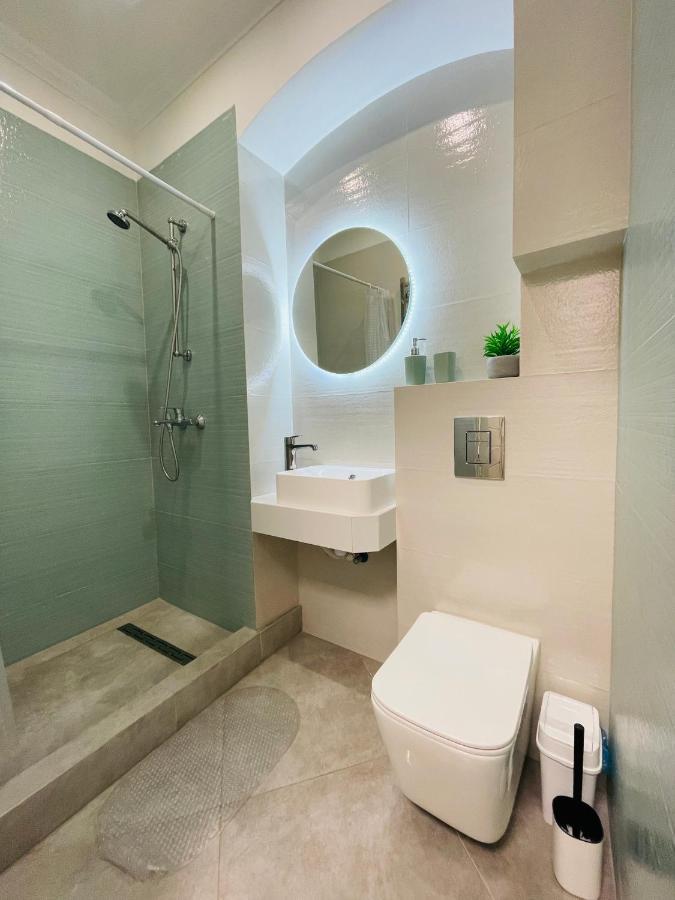 Style Apartments In Old Лвив Екстериор снимка