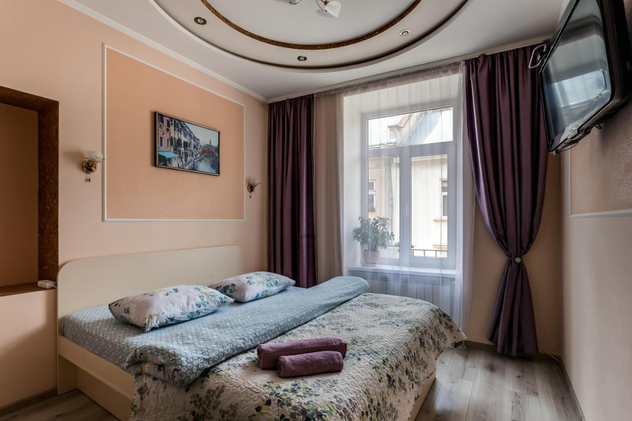 Style Apartments In Old Лвив Екстериор снимка