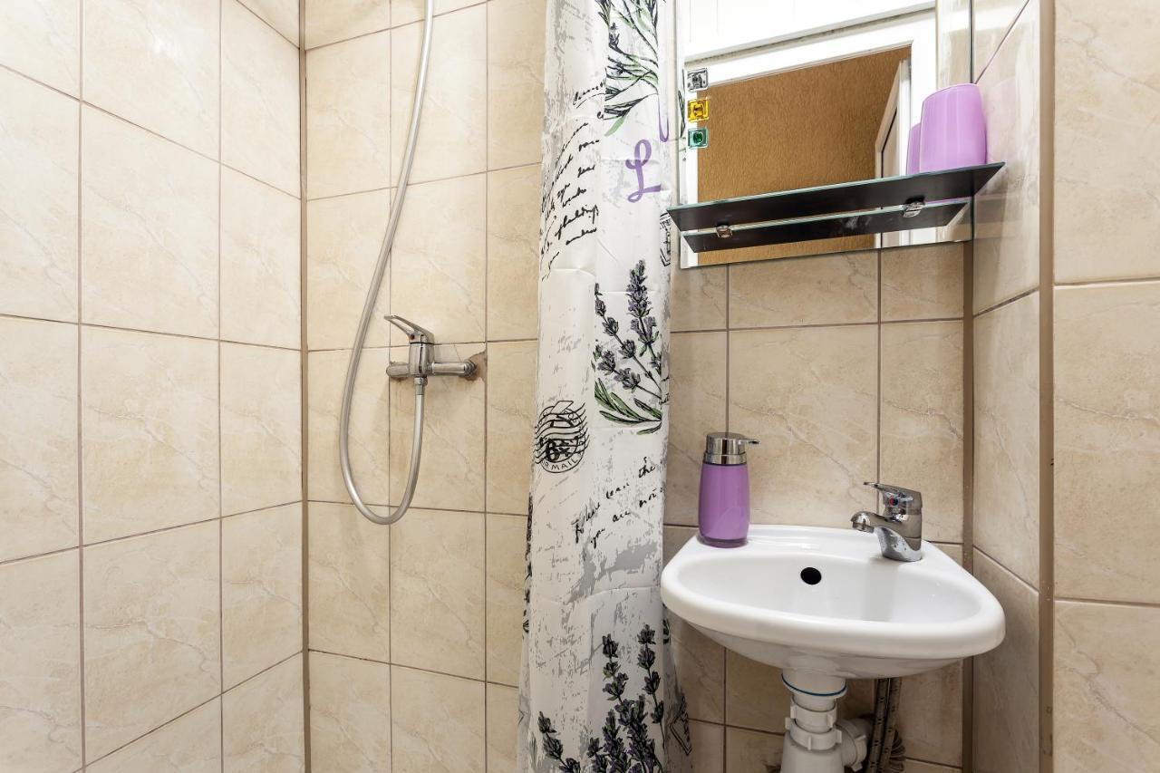 Style Apartments In Old Лвив Екстериор снимка