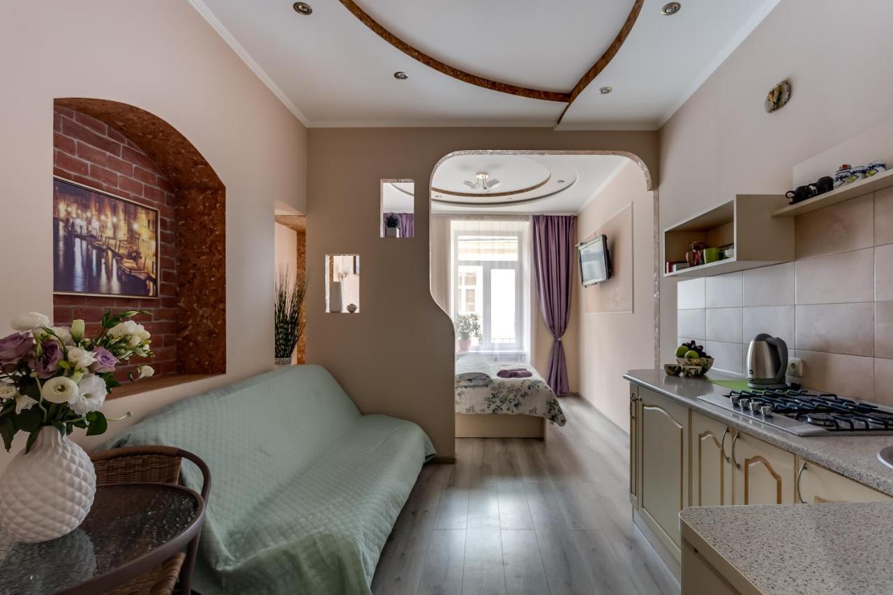 Style Apartments In Old Лвив Екстериор снимка